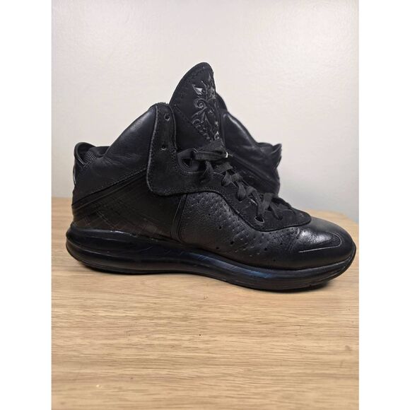 Size 10.5 - Nike Lebron 8 Blackout 2010 Men\'s Basketball Shoes